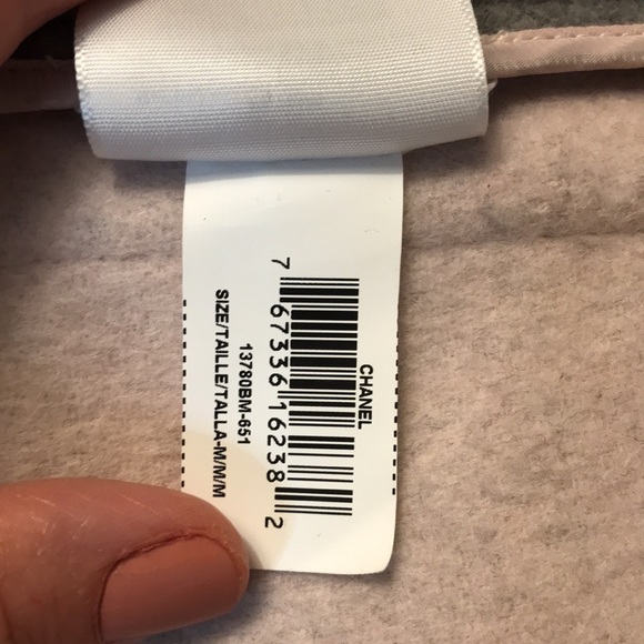 BCBGMAXAZRIA size medium Chanel coat - Picture 11 of 11